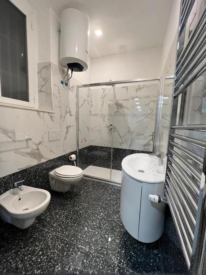 Imhome - Cadorna House Affittacamere Milano